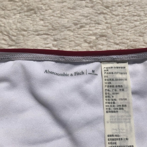ABERCROMBIE & FITCH BIKINI BOTTOMS - Picture 3 of 3